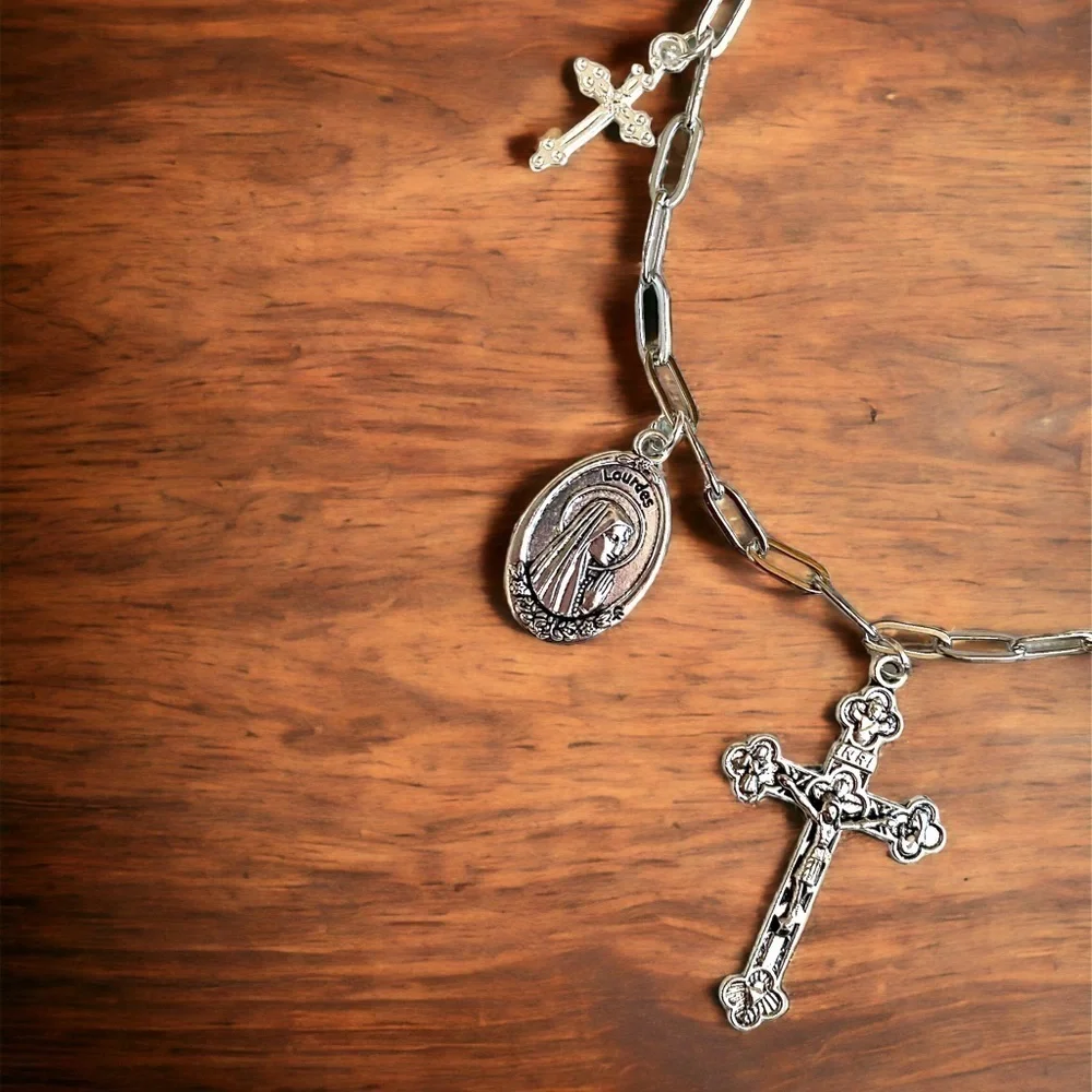 Gorgeous Medallion and Cross Charm Necklace
